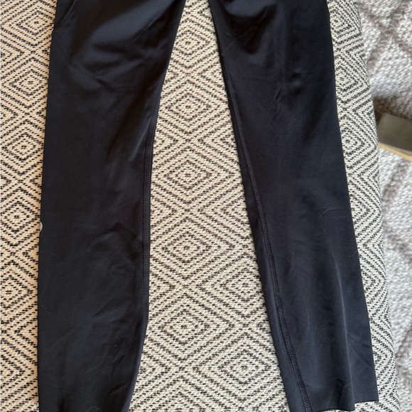 Lululemon Black High-Waisted Wunder Under 23” Leggings - Picture 13 of 13